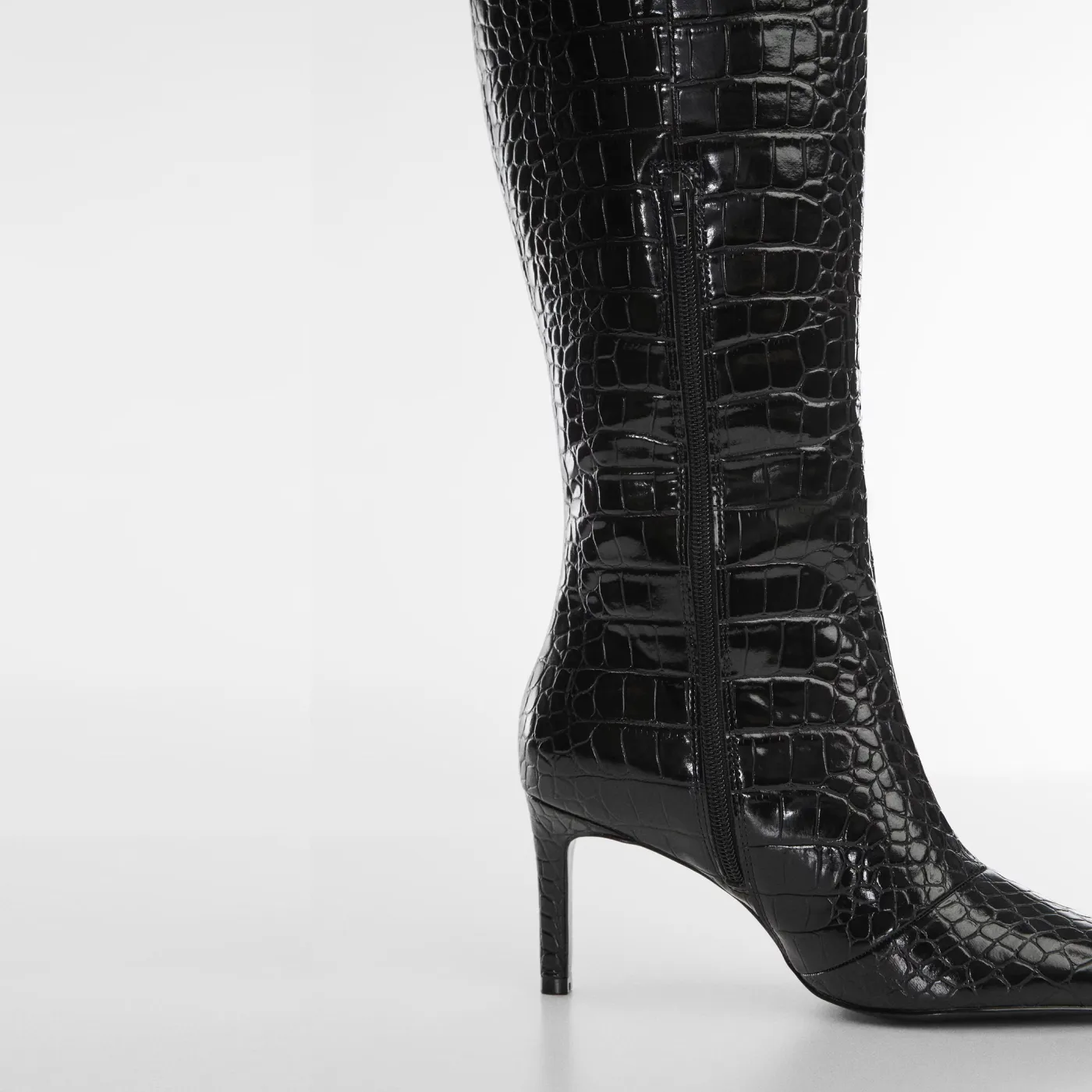 Black Croc-Effect Based Stiletto Boots - 图片 5